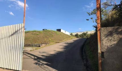 TERRENO INDUSTRIAL DE 10.400 M² EM SANTANA DE PARNAÍBA/SP