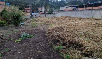 ÁREA MISTA COMERCIAL E RESIDENCIAL COM 1330 M² - ITAPEVI