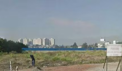 AREA DE 10.000 m² BARUERI AO LADO DA CASTELO