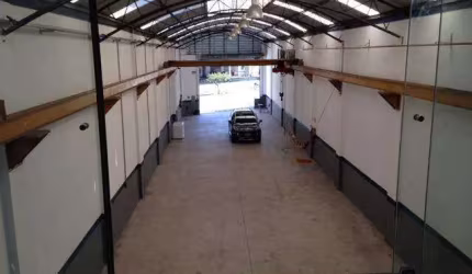 GALPÃO DE 380 M² PARA LOCAÇÃO EM OSASCO - SP