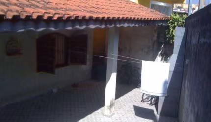 Casa com área de terreno de 384 m² - Carapicuíba