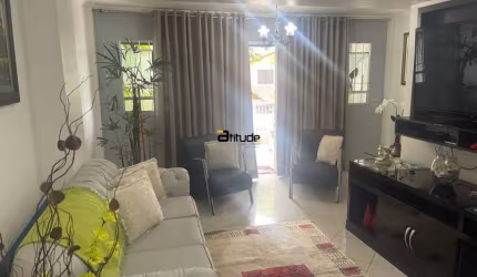 Sobrado à venda, 3 quartos, 1 suíte, Cidade das Flores - Osasco/SP