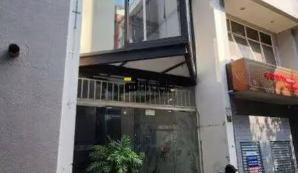 SALA COMERCIAL PARA LOCAÇÃO NO CENTRO COMERCIAL - ALPHAVILLE - BARUERI