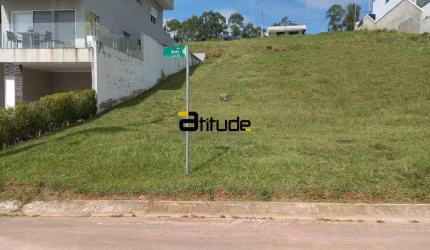 TERRENO A VENDA NO CONDOMÍNIO RESERVA SANTA ANNA.