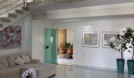 Linda casa em condomínio de alto padrão em Porto Seguro