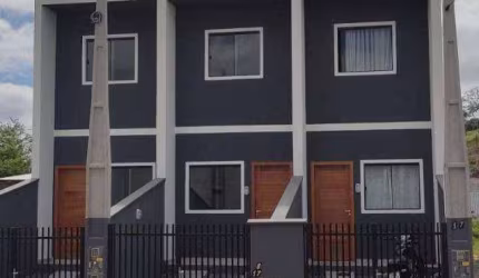 Casa com 2 dormitórios à venda, 52 m² por R$ 229.000,00 - Nova Brasília - Joinville/SC