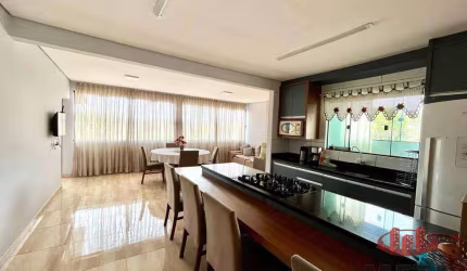 Casa com 3 dormitórios à venda, 128 m² por R$ 530.000,00 - Santa Catarina - Joinville/SC