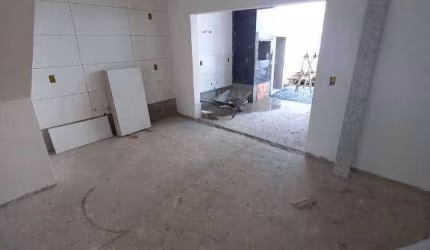 Casa com 3 dormitórios à venda, 122 m² por R$ 750.000 - Costa e Silva - Joinville/SC