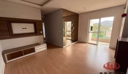 Apartamento com 3 dormitórios à venda, 82 m² por R$ 550.000,00 - Glória - Joinville/SC