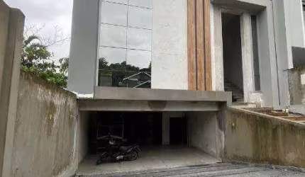 Casa com 4 dormitórios à venda, 298 m² por R$ 2.400.000,00 - Glória - Joinville/SC