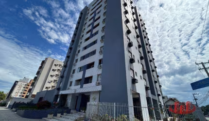 Apartamento com 3 dormitórios para alugar, 76 m² por R$ 2.735,00/mês - Bucarein - Joinville/SC