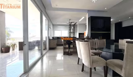 Casa Residencial à venda com Piscina e Churrasqueira em Novo Hamburgo - Ideal