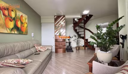 Apartamento cobertura à venda, com 2 dormitórios, em Novo Hamburgo.