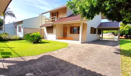 Casa à venda com 3 dormitórios, sendo 1 suíte, no Bairro Canudos em Novo Hamburgo