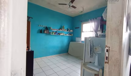 Vendo Apartamento de 2 dormitórios sem garagem no Campo Grande em Santos