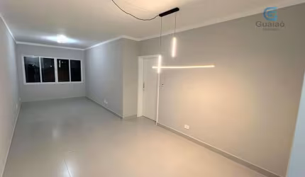 Oportunidade! Vendo Apartamento Totalmente Reformado, 03 dormitórios, 01 vaga de garagem, Prédio com Elevadores, Embaré, Santos.