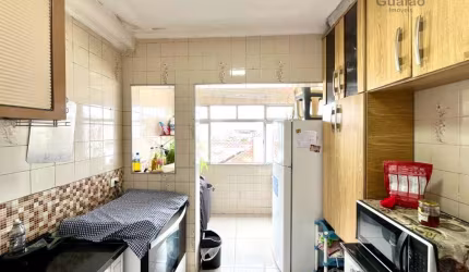 Vendo amplo Apartamento de 3 dormitórios na Encruzilhada em Santos