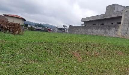 Vendo   terreno  571 m2  Itatiba