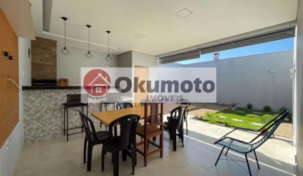 Casa para Venda em Pirassununga, Jardim Ferrari II, 3 dormitórios, 1 suíte, 3 banheiros, 2 vagas