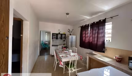 Casa para Venda em Pirassununga, Vila Guilhermina, 2 dormitórios, 1 banheiro, 1 vaga