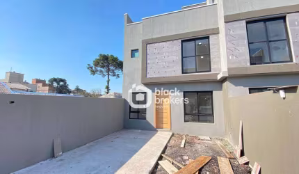 Sobrado com 3 dormitórios à venda, 140 m² por R$ 629.000,00 - Lindóia - Curitiba/PR