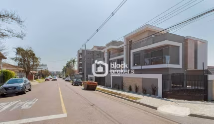 Sobrado com 3 dormitórios à venda, 200 m² por R$ 1.390.000,00 - Santa Quitéria - Curitiba/PR