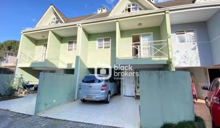 Sobrado Mobiliado 4 Quartos, Espaço gourmet à Venda, 136 m² por R$ 720.000 - Guaíra - Curitiba/PR