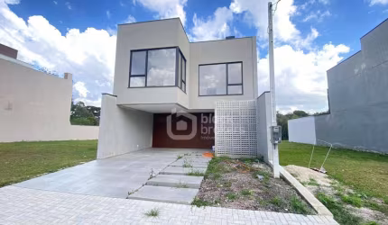 Sobrado Alto Padrão 3 Suites Amplo Terreno, 220 m² A Venda por R$ 1.270.000 - Costeira - São José dos Pinhais/PR