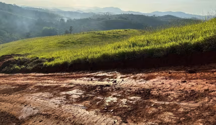 Lote á venda com metragem entre 600m² á 1000m² para construção de chácara