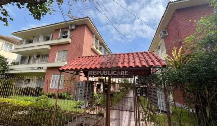 2 dormitórios térreo com pátio e suíte. Cod. RP 390354