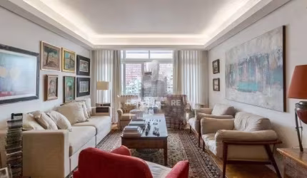 APARTAMENTO DE 148M², 3 DORMITÓRIOS, SACADA - CENTRO HISTÓRICO