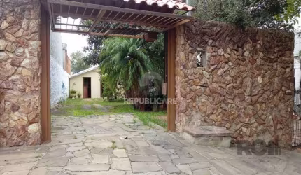 Casa 3 dormitórios à venda Partenon Porto Alegre/RS