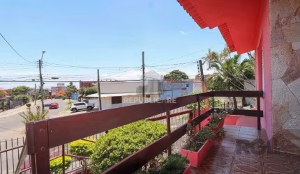 Casa com 3 dormitórios no bairro Cristo Redentor