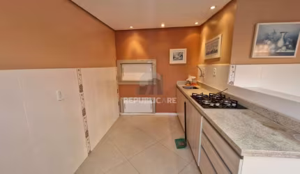 Ampla cobertura com 123m², 2 dormitórios, 1 vaga coberta por convenção.