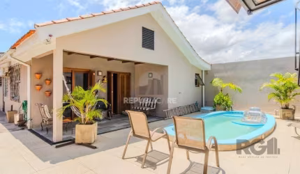 Casa 3 dormitórios I Suíte Master I vaga p/5 carros I Bairro Cav