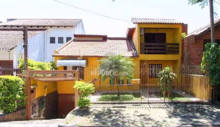 Casa 04 dormitórios, 02 suítes, living 02 ambientes