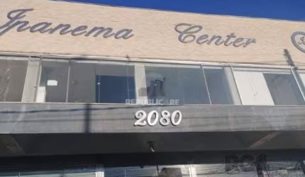 Conjunto/Sala em Porto Alegre, no bairro Cavalhada, à venda.