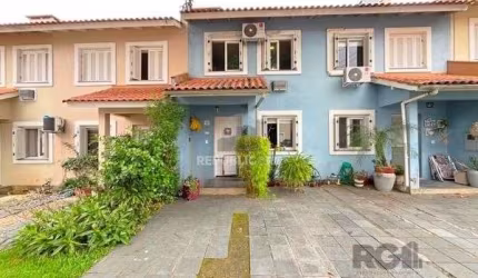 Casa em Porto Alegre, no bairro Cavalhada, com 2 dormitório(s), e 2 banheiros, à