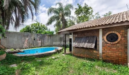 Casa com 3 dormitórios no bairro Passo das Pedras