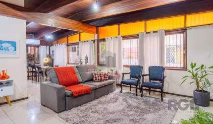 Casa 4 dormitórios à venda Nonoai Porto Alegre/RS