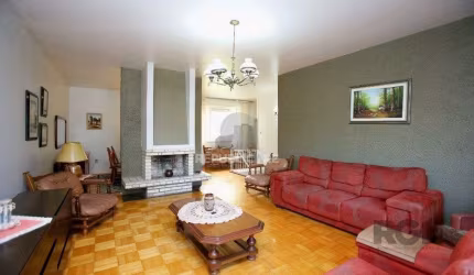 Casa 3 dormitórios à venda Jardim  Botânico Porto Alegre/RS