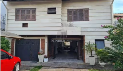 Casa 6 dormitórios à venda Jardim São Pedro Porto Alegre/RS