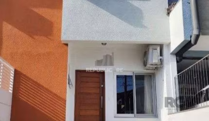 Casa para Venda - 178.4m², 3 dormitórios, sendo 1 suites, 2 vagas - Hípica