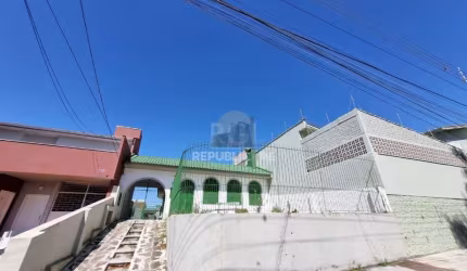 Casa 3 dormitórios à venda Tristeza Porto Alegre/RS