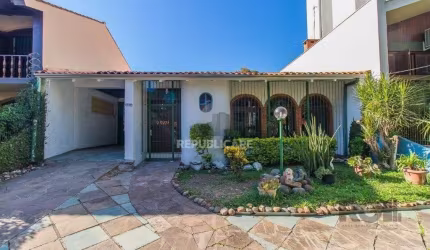 Casa, 200m², 3 dormitórios, bairro Cristal