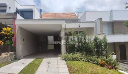 Casa em Condomínio fechado com 3 dormitórios no bairro Vila Nova em Porto Alegre