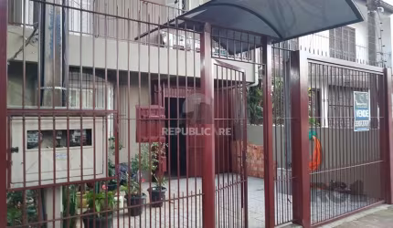 CASA 4 DORMITORIOS SANTANA