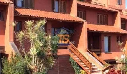 Casa para Venda - 380m², 3 dormitórios, sendo 2 suites, 2 vagas - Cristal