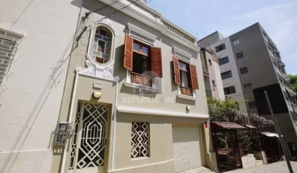 Casa para Venda - 240m², 3 dormitórios, sendo 1 suites - Independência