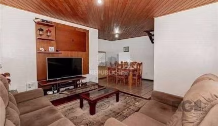 casa de 260m², bairro Costa e Silva